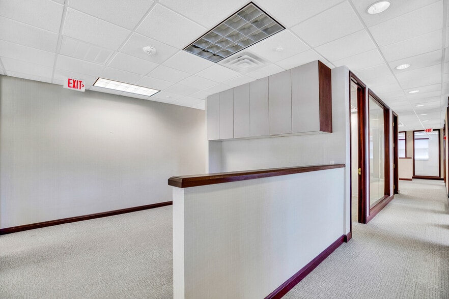 More Photos Of 1701 Highway A1A, Vero Beach Office For Lease