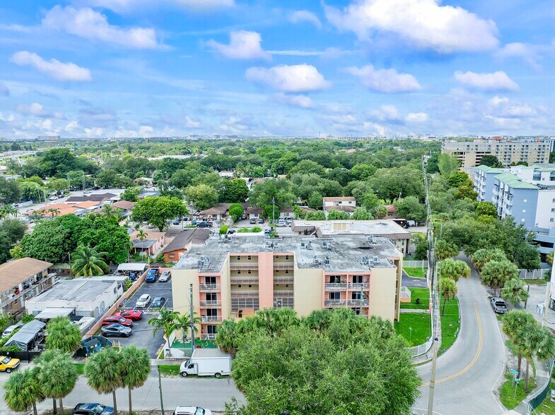 More Photos Of 2400 NW 16th Street Rd, Miami Apartments For Sale