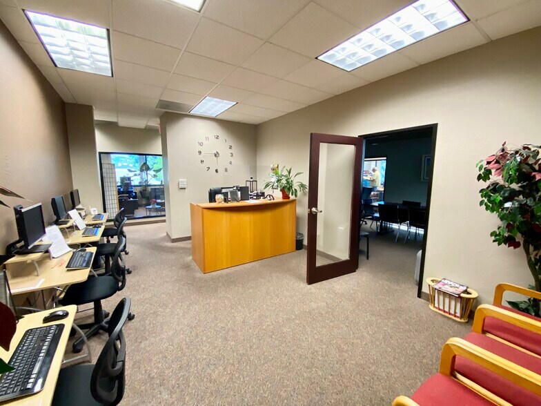 More Photos Of 1575 E McAndrews Rd, Medford Office For Lease