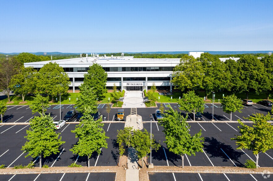 More Photos Of 50 Tice Blvd, Woodcliff Lake Office For Lease