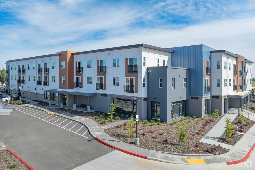 More Photos Of 1990 Belgium Ave, Chico Multifamily For Sale