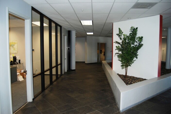 More Photos Of 708 N Vincent Ave, Covina Manufacturing For Lease
