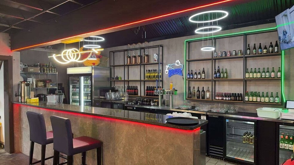 More Photos Of 1590 Pleasant Hill Rd, Duluth Restaurant For Lease