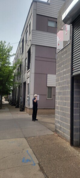 More Photos Of 2009-2011 E York St, Philadelphia Industrial For Sale