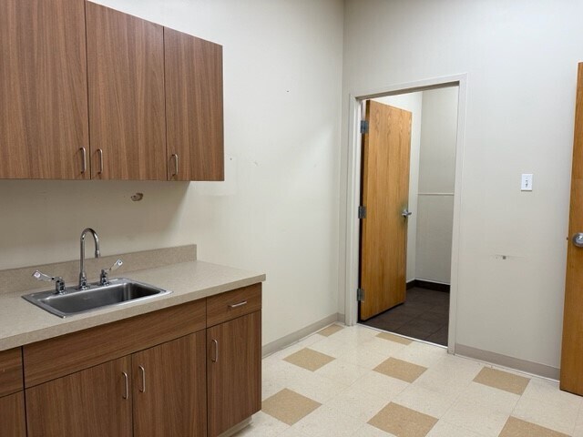 More Photos Of 2300-2350 W Higgins Rd, Hoffman Estates Unknown For Sale