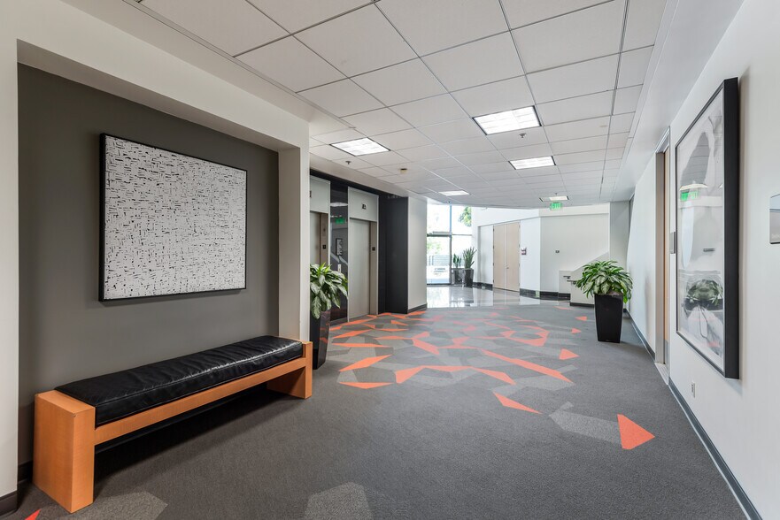 More Photos Of 27001 Agoura Rd, Calabasas Office For Lease