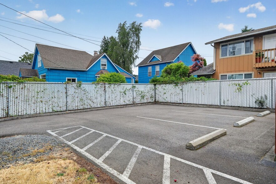 More Photos Of 8606 SE 17th Ave, Portland Office For Lease