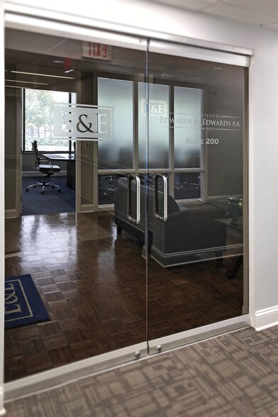 More Photos Of 6620 S Southpoint Dr, Jacksonville Office For Sale