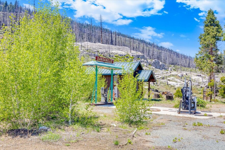 More Photos Of 1 State Hwy 108, Pinecrest Hotel For Sale