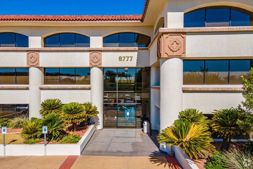 More Photos Of 8777 E Via de Ventura, Scottsdale Office For Lease
