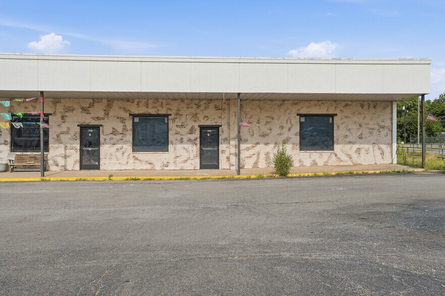 More Photos Of 605 S Green Ave, Purcell Freestanding For Sale