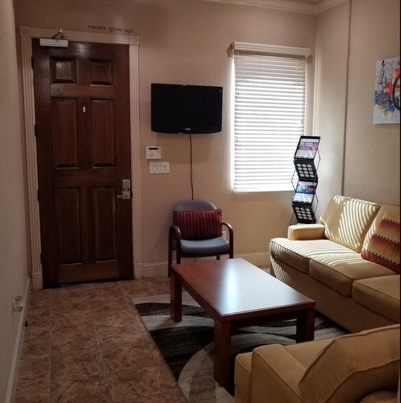More Photos Of 1844 Snake River Rd, Katy Office Residential For Lease