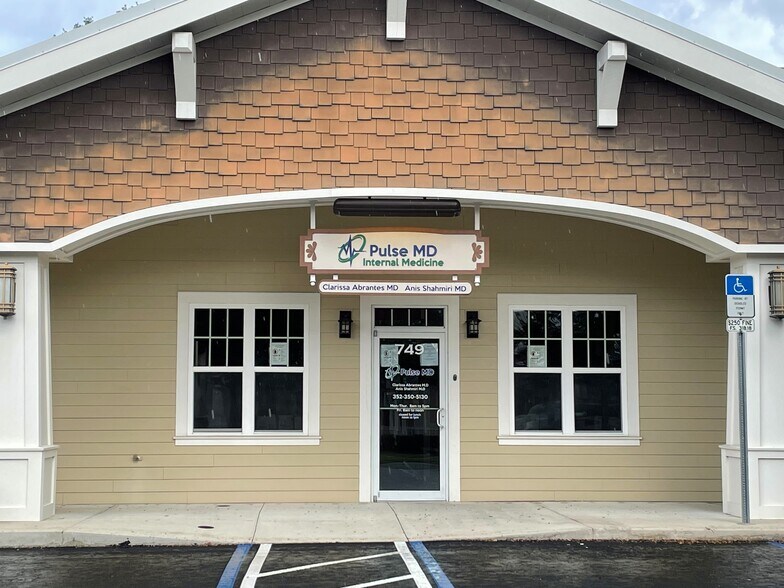 More Photos Of 733-771 Highway 466, Lady Lake Office For Sale