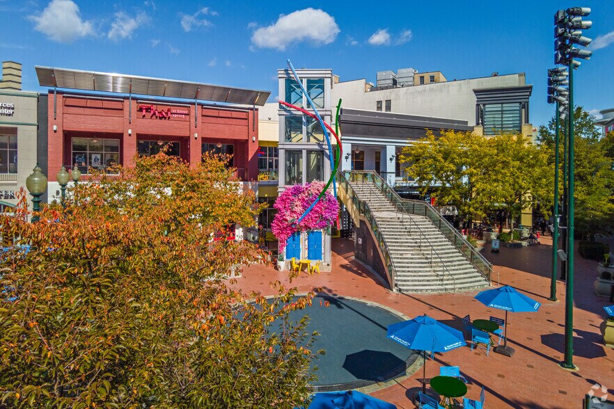 More Photos Of 8661 Colesville Rd, Silver Spring Unknown For Lease