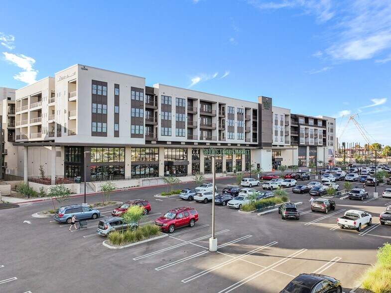 More Photos Of 12621 N Paradise Village Pky W, Phoenix Service Station For Sale