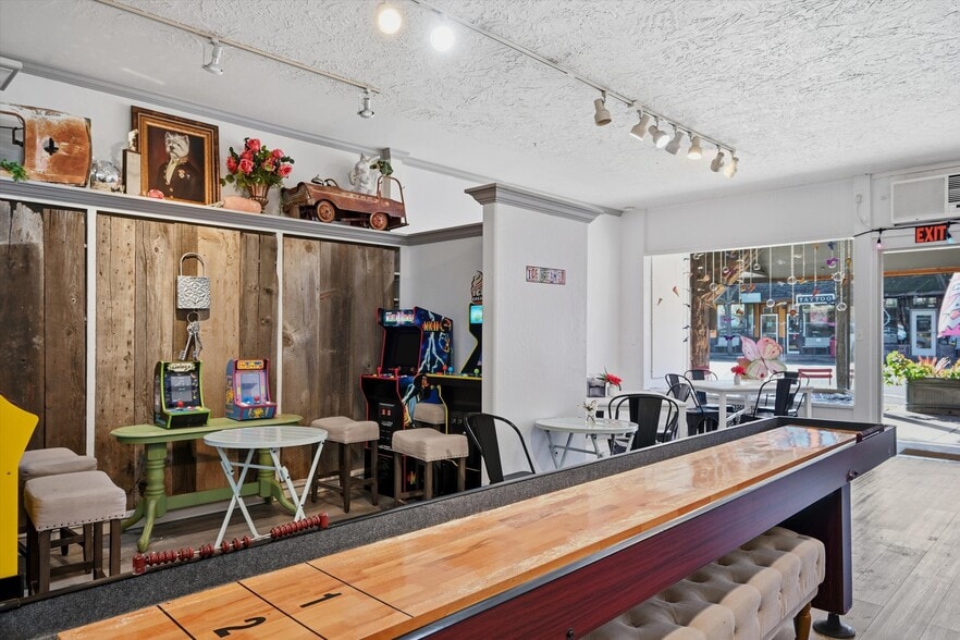 More Photos Of 3940 Main St, Kelseyville Storefront Retail Office For Sale