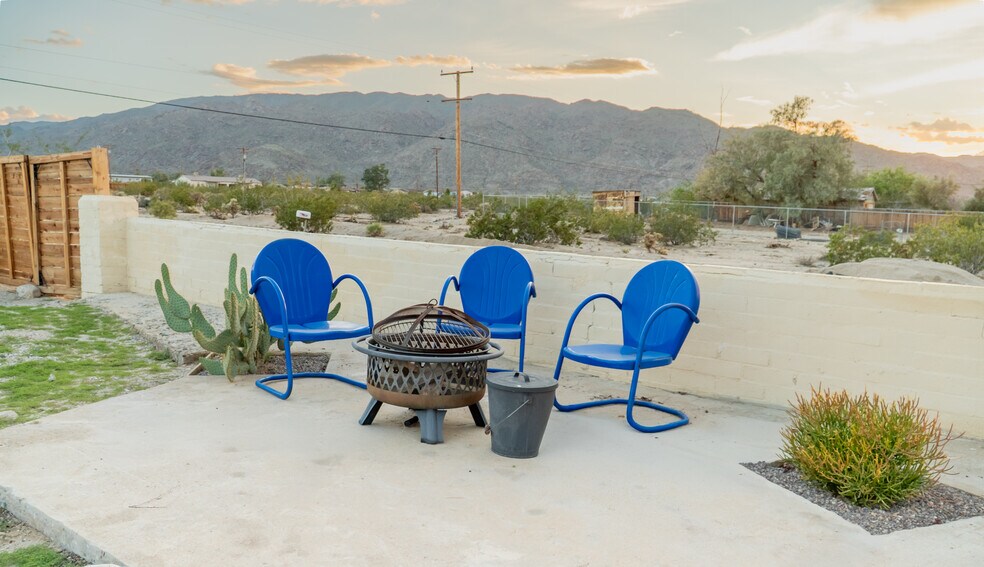 More Photos Of 74707 Sunset Dr, Twentynine Palms Specialty For Sale