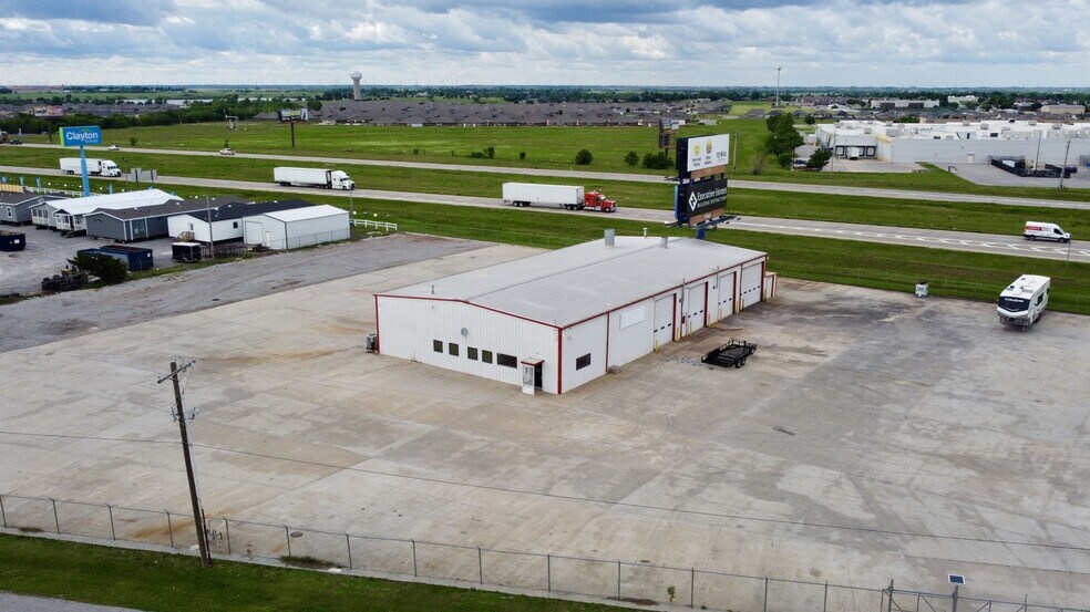 More Photos Of 1900 SW 27th St, El Reno Warehouse For Lease