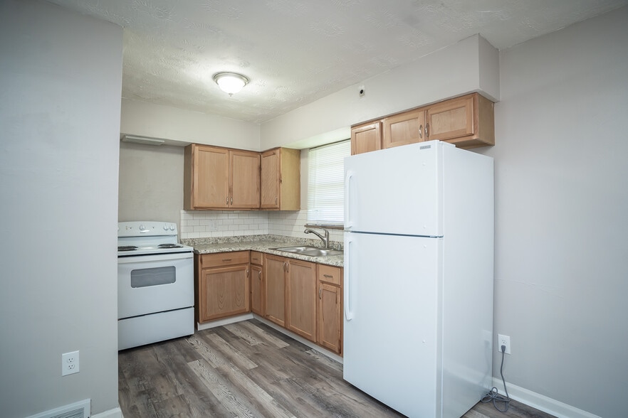 More Photos Of 2525 Lakeview Ave, Dayton Apartments For Sale