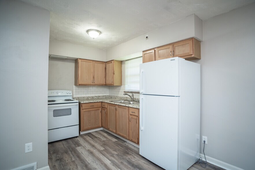 More Photos Of 2525 Lakeview Ave, Dayton Apartments For Sale