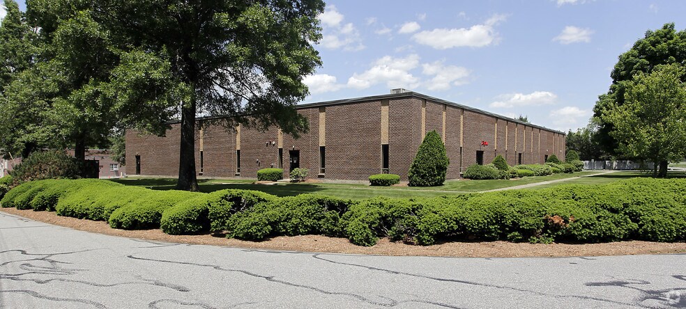 Primary Photo Of 310-312 School St, Acton Light Manufacturing For Lease