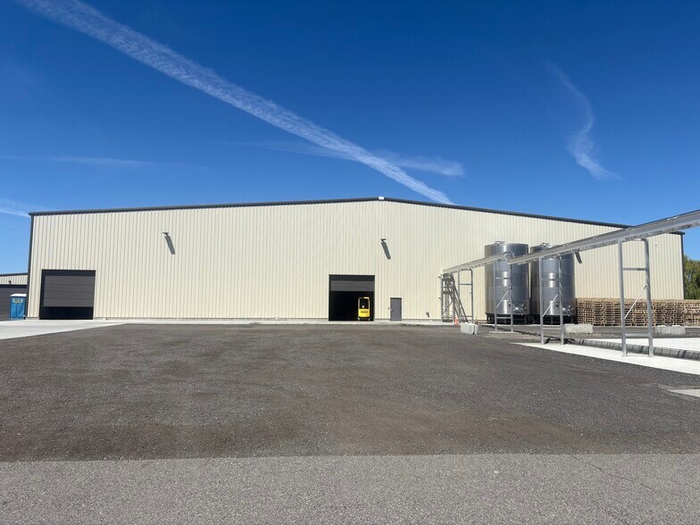 More Photos Of 63275 E. Jacobs Road, Benton City Food Processing For Lease