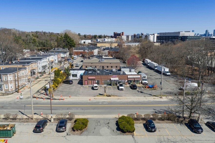 More Photos Of 71 Arlington St, Watertown Research And Development For Lease
