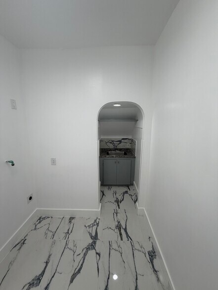 More Photos Of 700 Linden Blvd, Brooklyn Office For Lease