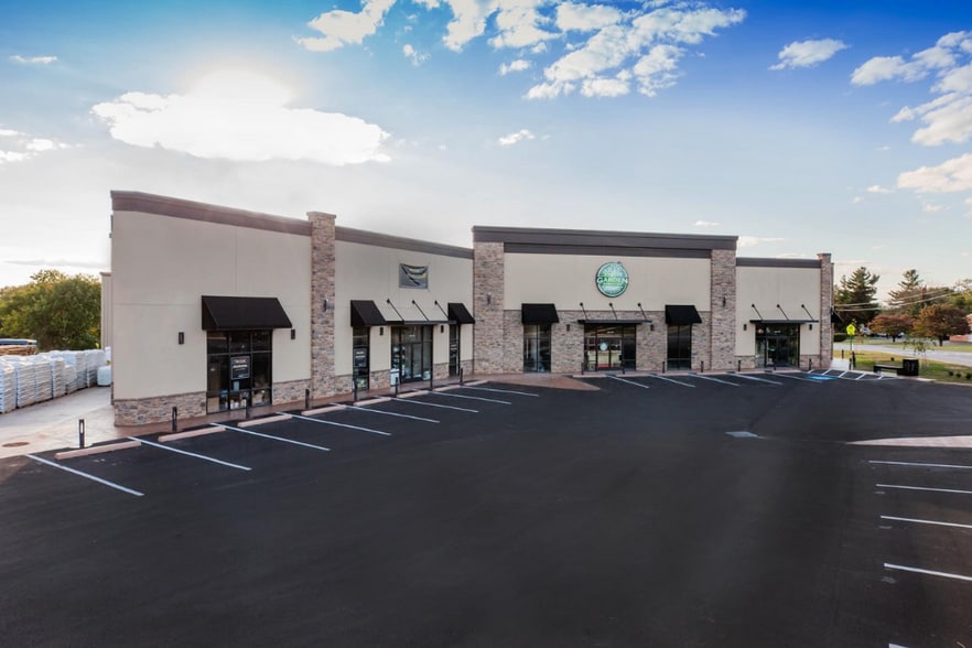 Primary Photo Of 18113 Maugans Ave, Hagerstown Storefront Retail Office For Lease