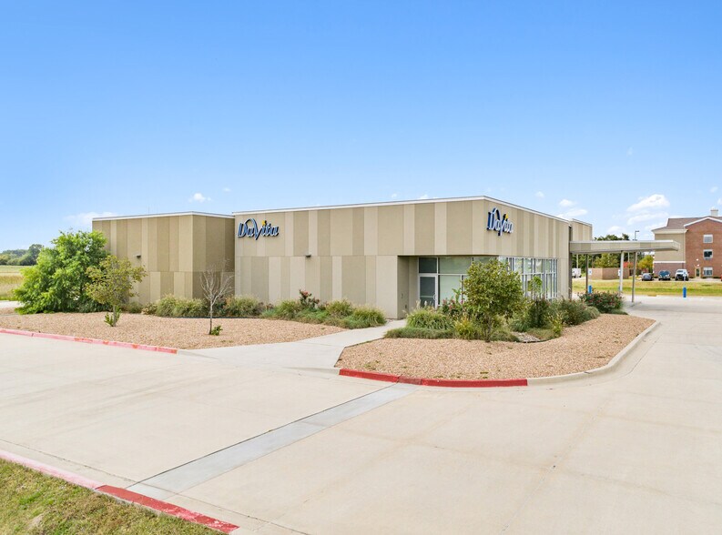 More Photos Of 2410 W Grant Ave, Pauls Valley Medical For Sale