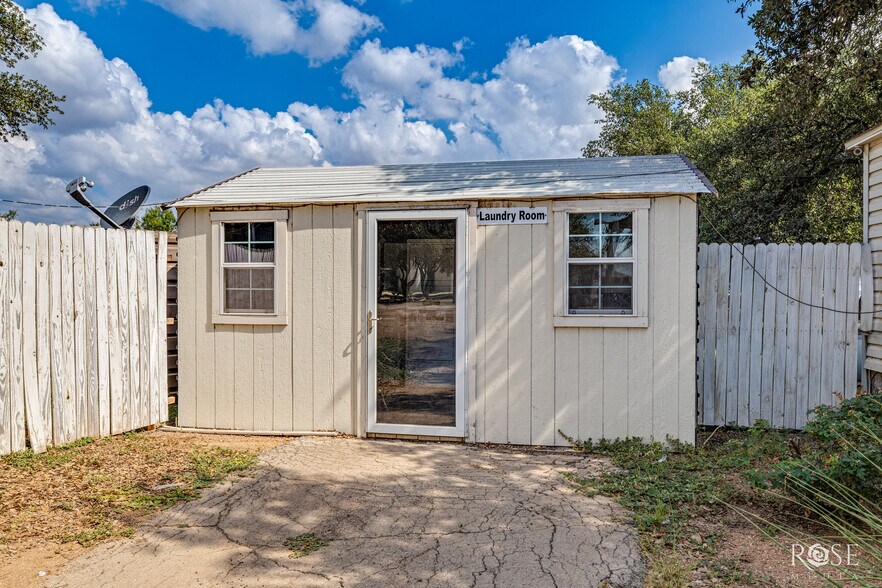 More Photos Of 8201 Sunflower Ave, San Angelo Trailer Camper Park For Sale