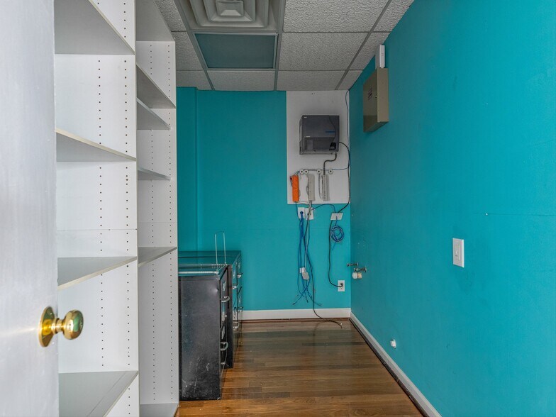 More Photos Of 70 Wall St, Asheville Office For Lease