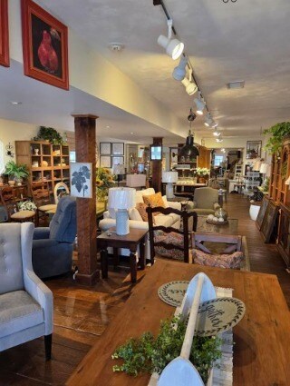 More Photos Of 142 Main St N, Southbury General Retail For Sale