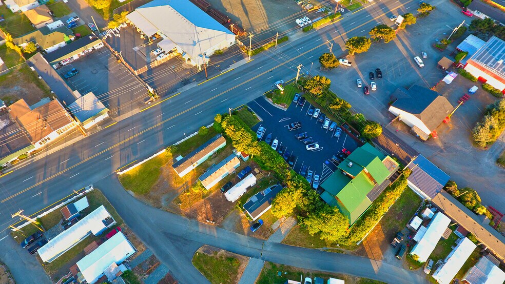 More Photos Of 29430 Ellensburg Ave, Gold Beach Restaurant For Sale