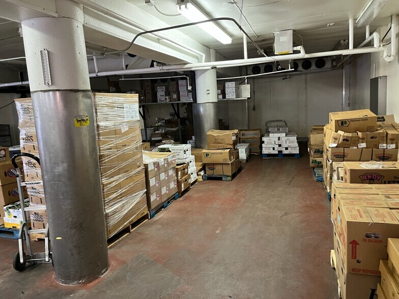 More Photos Of 5120 N Milwaukee Ave, Chicago Refrigeration Cold Storage For Sale
