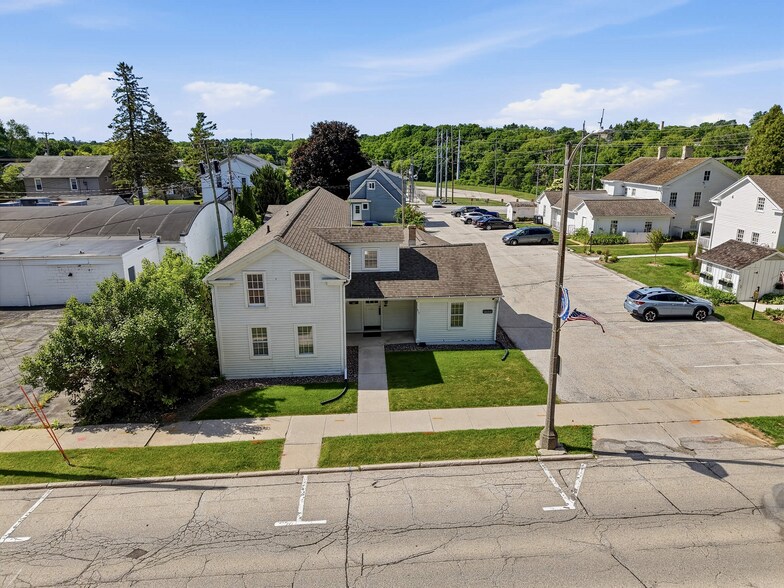 Primary Photo Of 517 Monroe St, Sheboygan Falls Office For Sale
