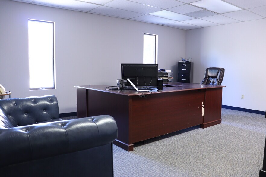 More Photos Of 7027 Spinach Dr, Mentor Warehouse For Sale