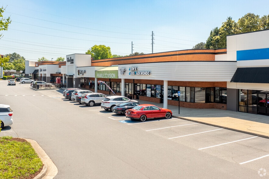 More Photos Of 1401 Johnson Ferry Rd, Marietta Unknown For Lease