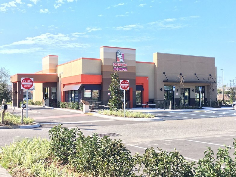 More Photos Of 13458 Landstar Blvd, Orlando Restaurant For Sale