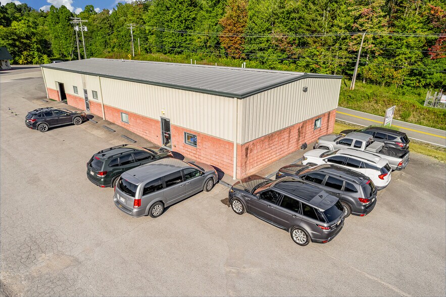 More Photos Of 951 Point Marion Rd, Morgantown Light Manufacturing For Sale