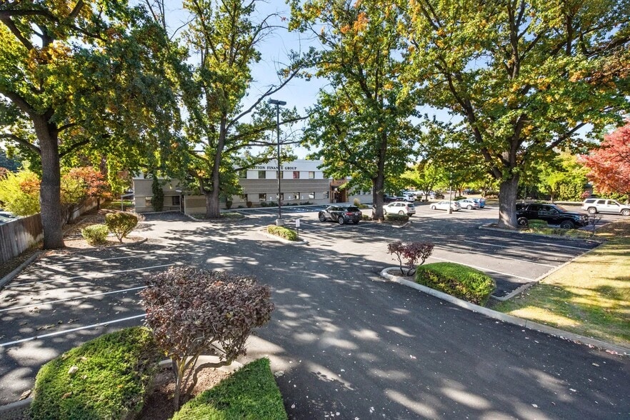 More Photos Of 4355 W Emerald St, Boise Office For Lease