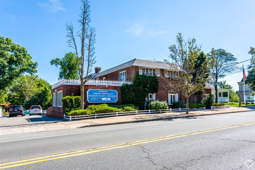 More Photos Of 262 Main St, Madison Veterinarian Kennel For Lease