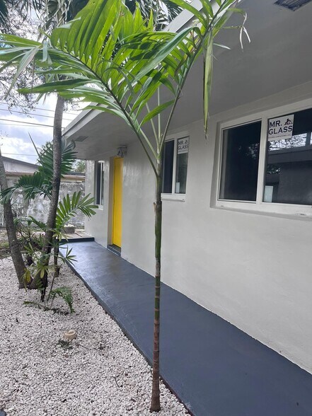 More Photos Of 2140-2160 NW 29th St, Oakland Park Apartments For Sale