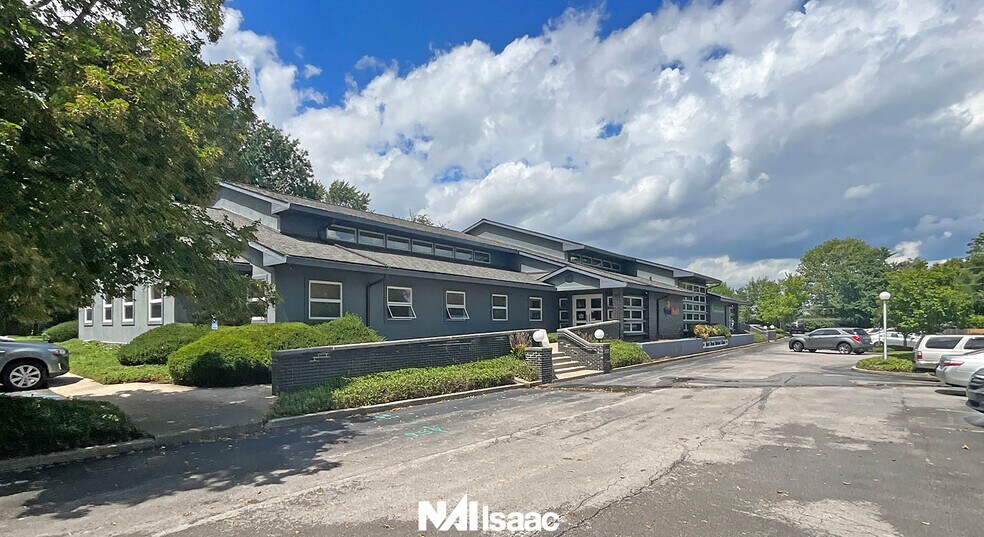 More Photos Of 177 Burt Rd, Lexington Medical For Sale