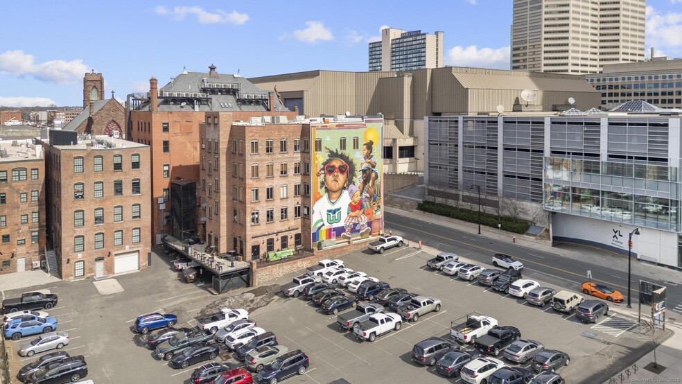 More Photos Of 111 Allyn St, Hartford Apartments For Lease