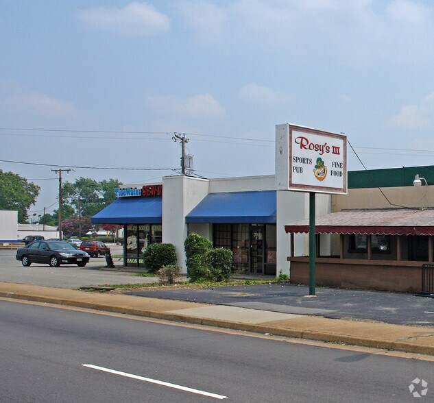 More Photos Of 701 Airline Blvd, Portsmouth Freestanding For Sale