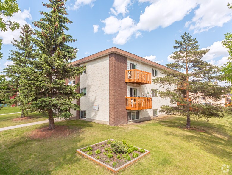 Primary Photo Of 11907 104 St NW, Edmonton Apartments For Sale
