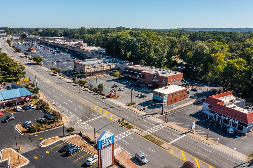More Photos Of 5145 Buford Hwy NE, Doraville Freestanding For Lease
