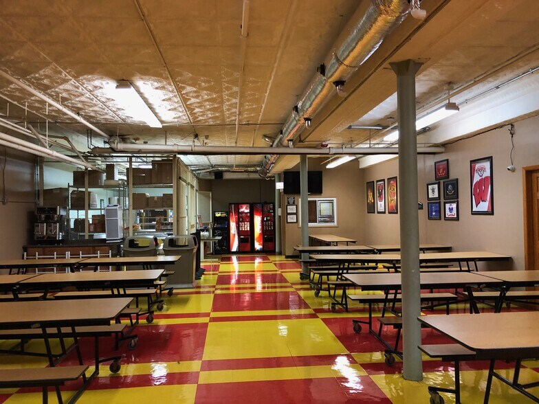 More Photos Of 1814 S Union Ave, Chicago Religious Facility For Sale