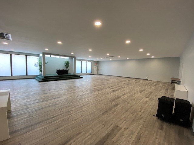 More Photos Of 2515 Broad River Rd, Columbia Religious Facility For Sale